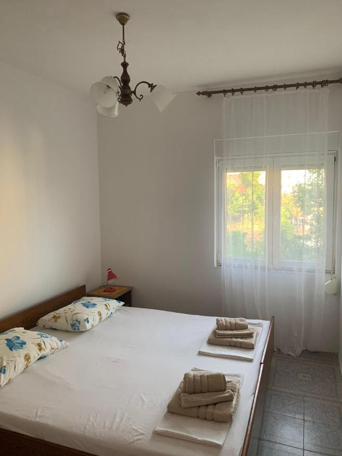 Apartment Jure Trogir Exterior foto